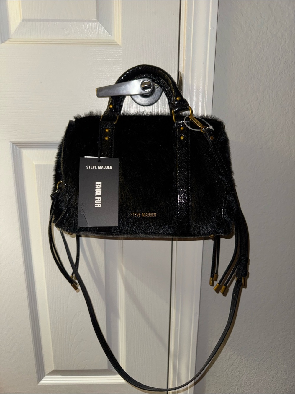 Steve Madden Black Faux Fur Crossbody Handbag New with Tags